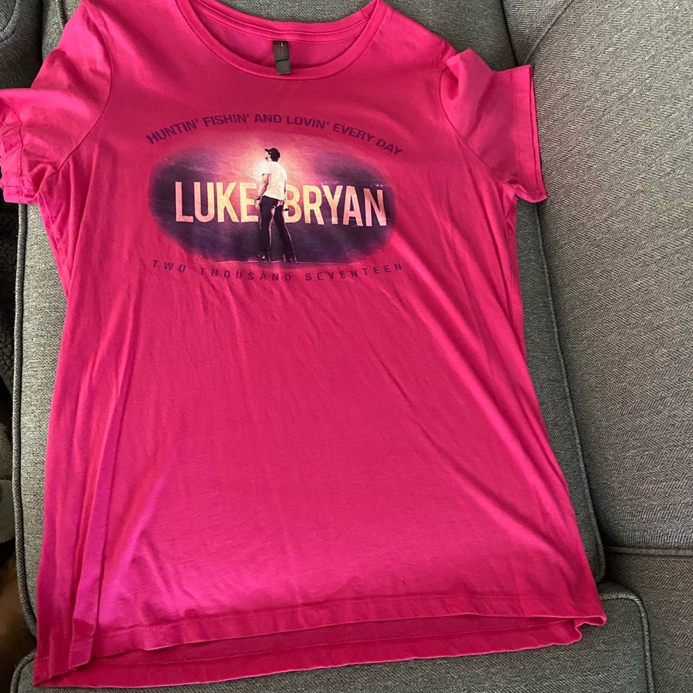 Luke Bryan concert tshirt